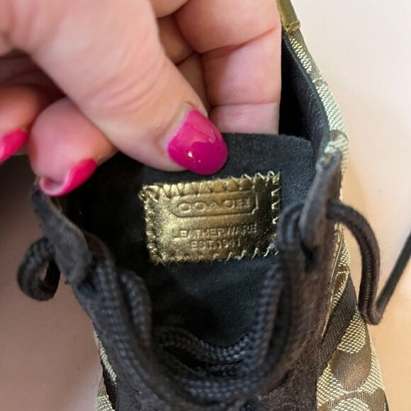 Coach Brown Tan Logo Gold Accents Katelyn 6M (No Soles) - Picture 9 of 11